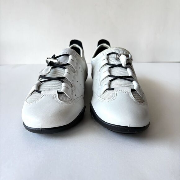ECCO Bluma Women’s Toggle Sneakers White Leather - Picture 3 of 10